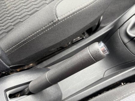 2017 Peugeot 208 - photo 22