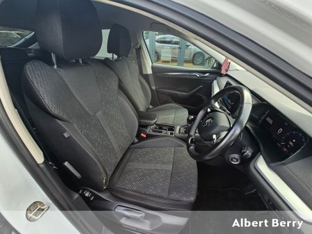 2021 Skoda Octavia - photo 7