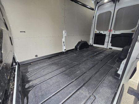 2020 Ford Transit - photo 14