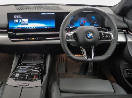 2024 BMW 5-Series - photo 5
