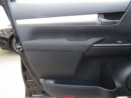 2017 Toyota Hilux - photo 27