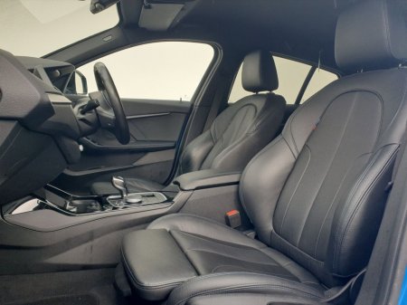 2021 BMW 1-Series - photo 7