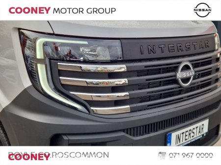 2027 Nissan Interstar - photo 19