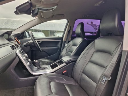 2016 Volvo V70 - photo 15