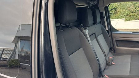 2023 Vauxhall Vivaro - photo 13