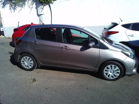 2015 Toyota Yaris - photo 9