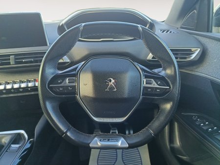 2018 Peugeot 5008 - photo 11