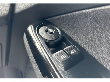 2016 Ford Fiesta - photo 16