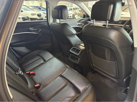 2024 Audi Q8 e-tron - photo 12