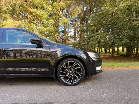 2017 Skoda Octavia - photo 35