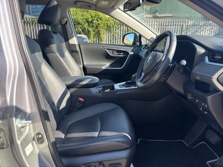 2021 Toyota RAV4 - photo 13