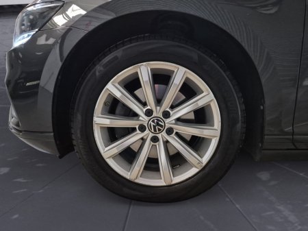 2022 Volkswagen Passat - photo 10