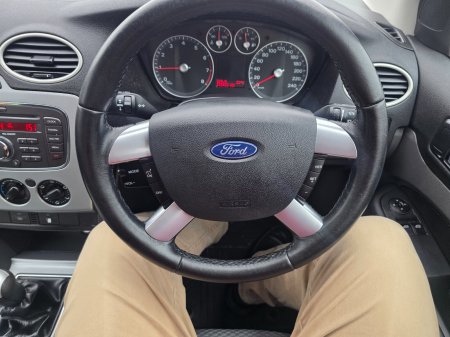 2008 Ford Focus - photo 9