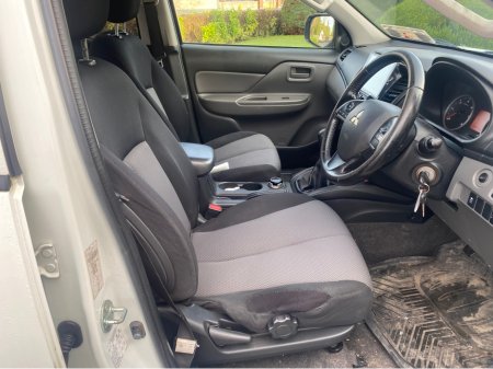 2016 Mitsubishi L200 - photo 18