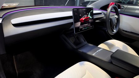 2024 Tesla Model 3 - photo 30