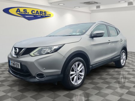2017 Nissan Qashqai 1.5 SV ** PANORAMIC ROOF ** LOW MILEAGE **