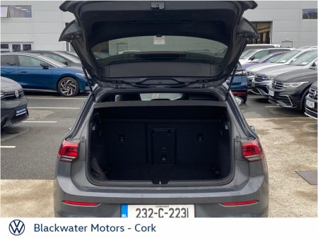 2023 Volkswagen Golf - photo 8