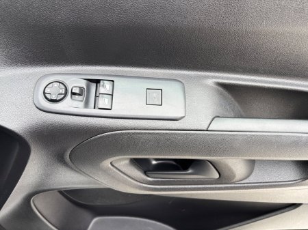 2023 Peugeot Partner - photo 30