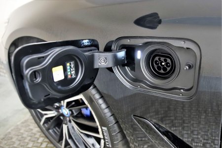 2023 BMW 5-Series - photo 27