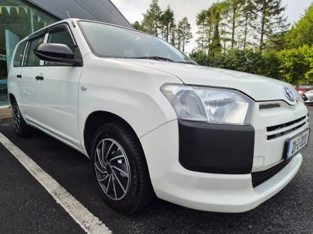 2021 Toyota Probox - photo 2