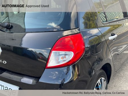 2011 Renault Clio - photo 17