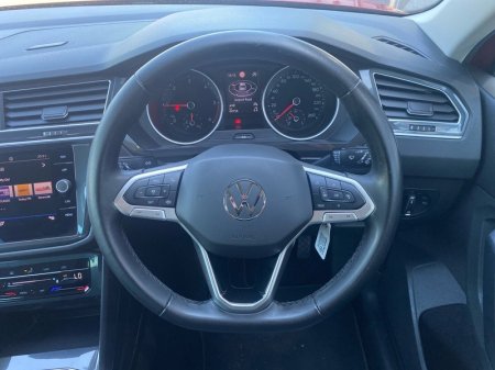 2021 Volkswagen Tiguan - photo 9