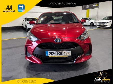 2021 Toyota Yaris - photo 2