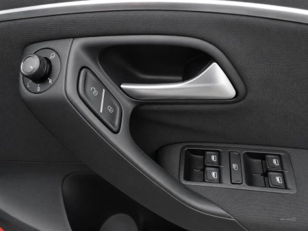 2014 Volkswagen Polo - photo 18
