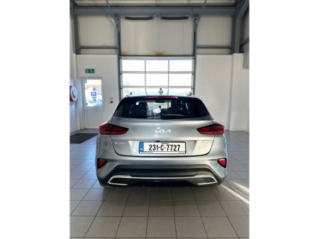2023 Kia XCeed - photo 4