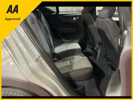 2023 Volvo XC40 - photo 7