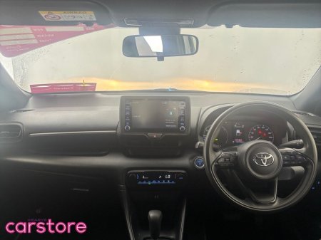 2022 Toyota Yaris - photo 11