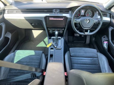 2018 Volkswagen Passat - photo 10