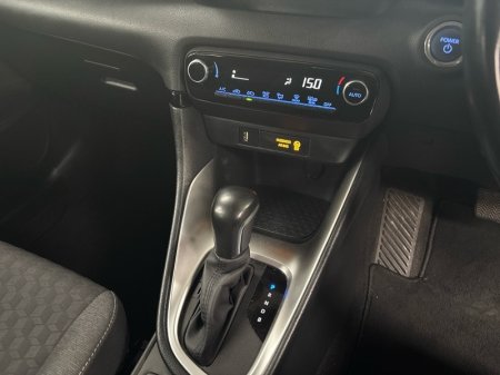 2021 Toyota Yaris - photo 13
