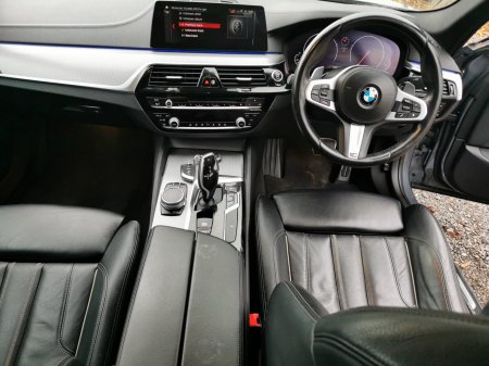 2019 BMW 5-Series - photo 20