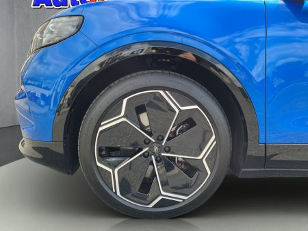 2025 Ford Capri - photo 17