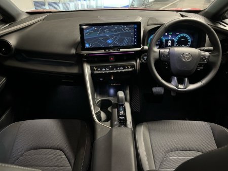 2025 Toyota C-HR - photo 8