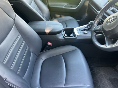 2019 Toyota RAV4 - photo 11