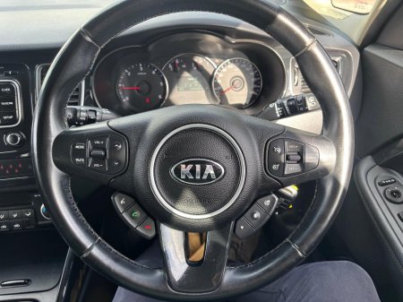 2016 Kia Carens - photo 14