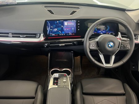 2026 BMW iX1 - photo 4
