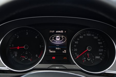 2020 Volkswagen Passat - photo 12