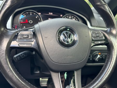 2017 Volkswagen Touareg - photo 14