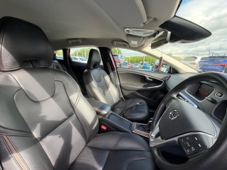 2019 Volvo V40 - photo 16