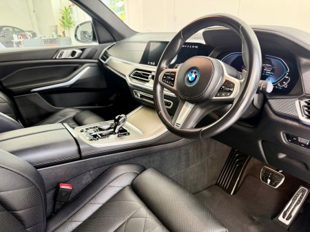 2023 BMW X5 - photo 9