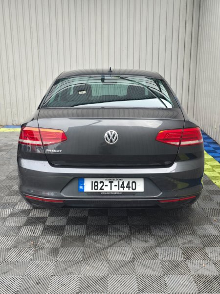 2018 Volkswagen Passat - photo 5