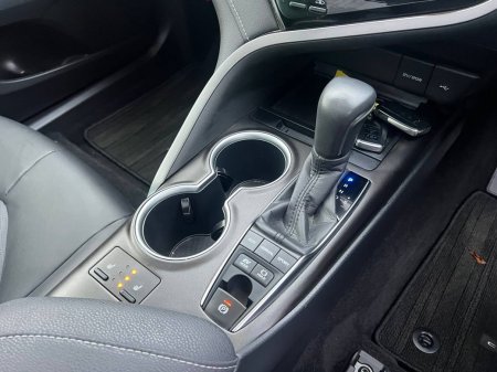 2023 Toyota Camry - photo 12