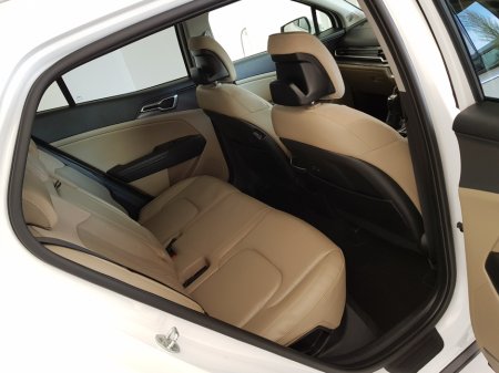 2023 Kia Sportage - photo 7