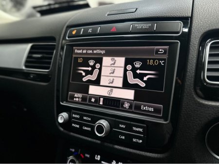 2018 Volkswagen Touareg - photo 19