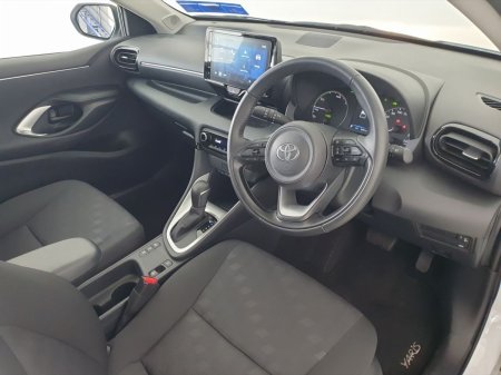 2024 Toyota Yaris - photo 11