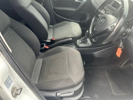 2015 Volkswagen Polo - photo 9
