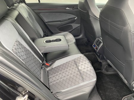 2024 Volkswagen Golf - photo 23